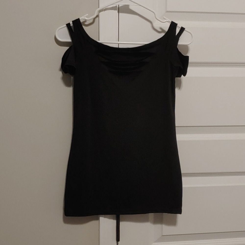 Black shirt